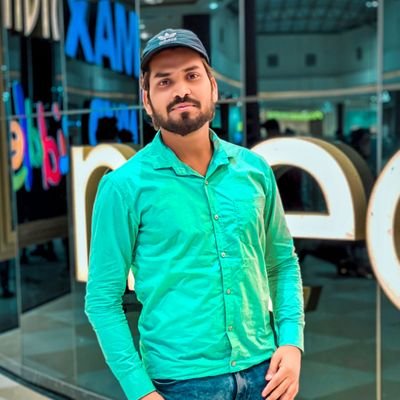 Shahabkhanrock's profile picture. The only person on Instagram who doesn’t claim to be a social media guru.