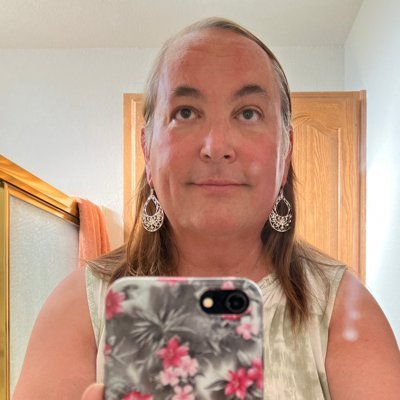 urbaurba's profile picture. Overly fond of margaritas #soleasylum ex-#lureland HRT 9/29/20 she/her/princess