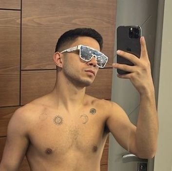 Yagmurxjuan's profile picture. Kjfc 
🐺kjfc🐺