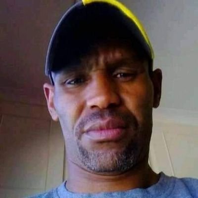 MNdimamde's profile picture. An athletic someone keen on self development