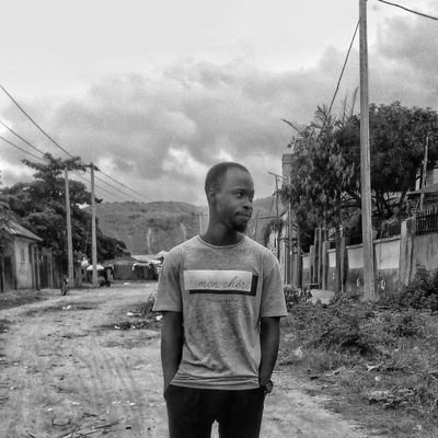 AbdlBaseet_'s profile picture. A diFFerenT KINd ✌💯/ Hustlepreneur/ FX Enthusiast