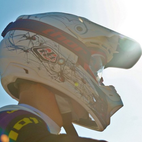 jroycejones21's profile picture. remember that one time....that i used my strength to rip my blouse..........