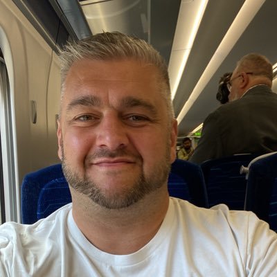 kisioczapski's profile picture. love travels, beer and good company