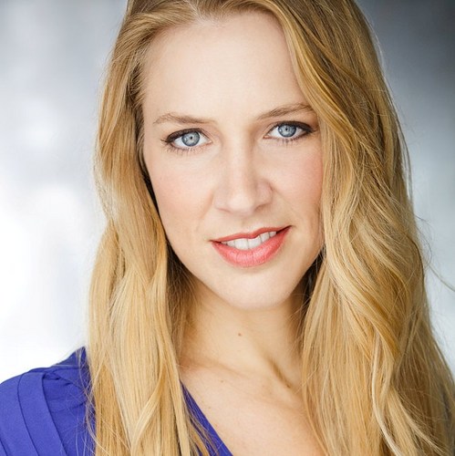 KarenHogleBrown's profile picture. A professional soprano based out of Los Angeles, a lover of music, art, food, my husband and my dog, not necessarily in that order.