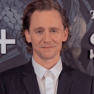 I love Tom Hiddleston more than life itself