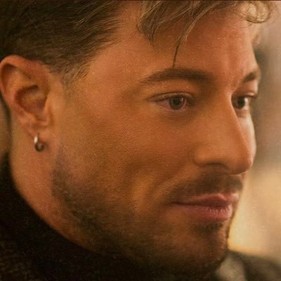 💙 @officialblue @mrduncanjames You're the best, love you so much 💙@paulbaylay Great manager 💜One Love 🌏