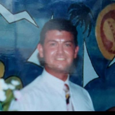 TCYuletCem22's profile picture. Atatürk  sevdalısı .. Vatan sevgisi ...Sevgi ve saygiya önem veren Hayvan sever dinlemeyi bilen bir kişilik 🇹🇷