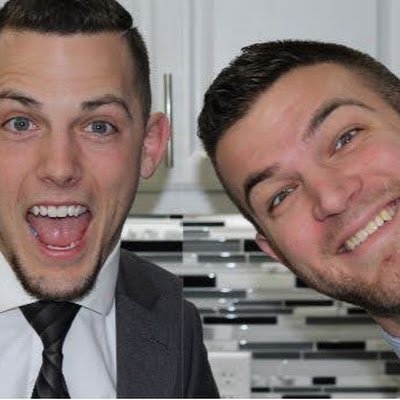 TonyandDakota1's profile picture. 