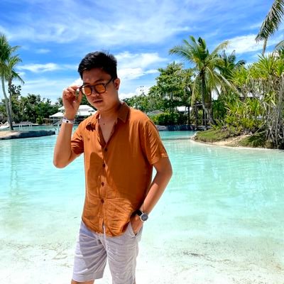 kingvenn_'s profile picture. Even the dull and the ignorant they too have their story. 

-Desiderata