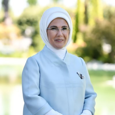 Sayın Emine Erdoğan Hanımefendi'nin resmî hesabıdır | The official account of HE Emine Erdoğan