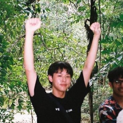 แค่ฉันมองตาเธอก็รู้ ว่าหัวใจของเธอยังไม่เคยเปลี่ยนเลย
