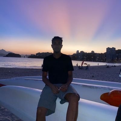 HEITOR 🫶🏾😍
Santa-Rosa 🚩
@FluminensefFC 🇭🇺
Artista da sigla .RE. 🚩
Nigéria 🇳🇬