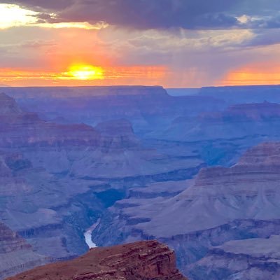 cmonforton22's profile picture. 