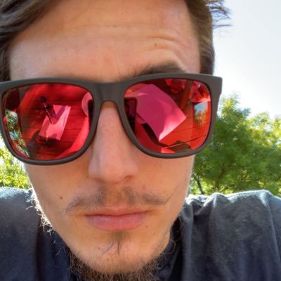 beessamuel's profile picture. 28