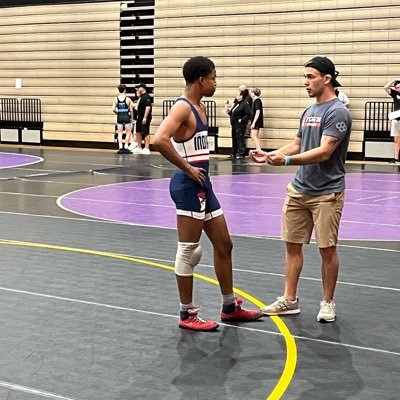 Class of 2024, CurrentGPA:3.0. Wrestling since 2019. Looking for opportunities in collegiate wrestling weight: 145 Warren central athlete 📞(317)-798-7508