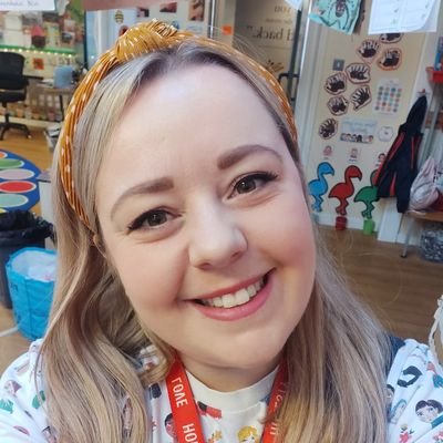 Wife to Dan 💏 Mum to Jonah & Ezra👱🏻‍♂️🧒🏼Christian ✝️Schools Officer-Canterbury Diocese⛪Primary Teacher 👩‍🏫 Lover of all things EYFS, RE and Worship🌈
