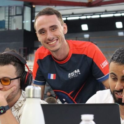 Lisez Euler, c'est notre maître à tous. Joueur peak Grandmaster sur TFT pour @USMeSport.
❤️