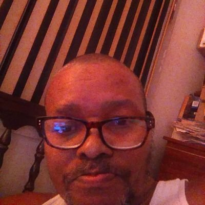 My name is Jerome just want to chat and meet good adult no drama https://t.co/rwj8GpCS9b is too short for the madness going on these days.