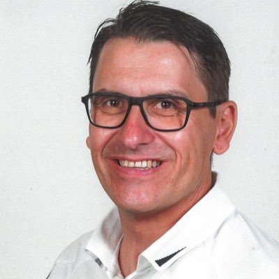 Devoted father and husband. Science of Sport Teacher in 🇦🇺. Former professional Handball player, a sport that will be in my heart for the rest of my life.
