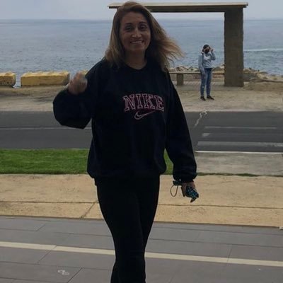 Madre, Profesora, Amiga, Amante…Con casi SIN Cuenta…🤫