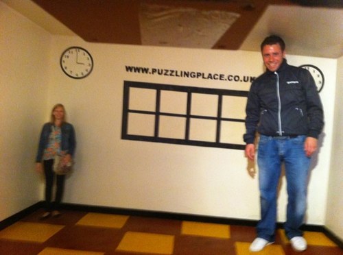 leehoughton26's profile picture. 