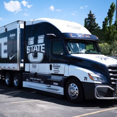 Utah State Football equipment hauler operated by Stokes Trucking. https://t.co/Xo5CAS1RyP