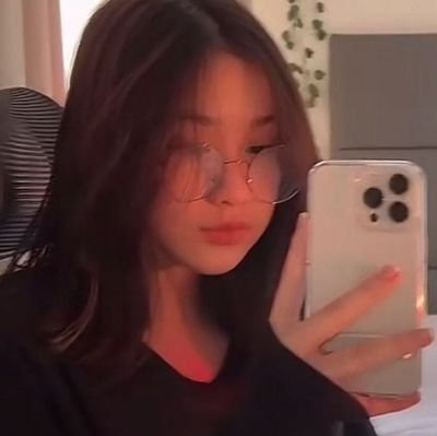 chxrryist's profile picture. @luvqcher