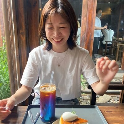 朝日新聞記者 | 政治部←ソウル特派員←延世大学語学堂←国際報道部←政治部←大阪社会部←高松総局←神戸総局 | 10cm🤓 ARMY💜🐰