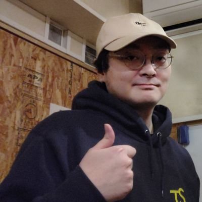 picaresque_sawa's profile picture. 色々あった末にピン芸人。ベース弾き語りの元ミュージシャンとしての顔もあったり、なかったり。
大喜利ライブ「オオギリメカラ」主催者。
趣味はプロ野球観戦と競馬。
西武ライオンズファン。
喫煙者。