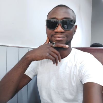 Dee_Mayoor's profile picture. Senior Software engineer @andela.