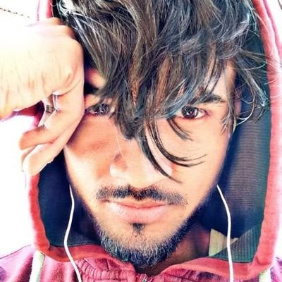 RaazShubhankar's profile picture. सोभाग्य न सब दिन सोता है, देखें आगे क्या होता है...🍃         
Son | Brother | Indian | 
it takes a genius to know a genius.
https://t.co/EjzLyimm1f