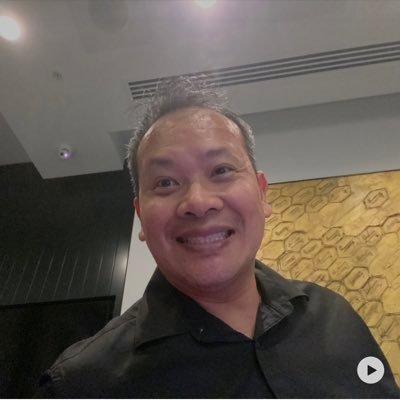 I help Marketing Managers boost their confidence in Digital Marketing, Web Dev & Data Analytics so that they can demonstrate a positive impact on revenue.