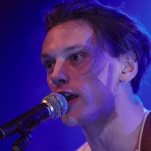 JamieB0w3r's profile picture. ♡𝓙ᴀᴍɪᴇ 𝓒ᴀᴍᴘʙᴇʟʟ𝓑ᴏᴡᴇʀ/ / 𝐒𝐈𝐍𝐆𝐄𝐑 𝐀𝐍𝐃 𝐀𝐂𝐓𝐎𝐑.  ❒I'm not the real @JamieBower