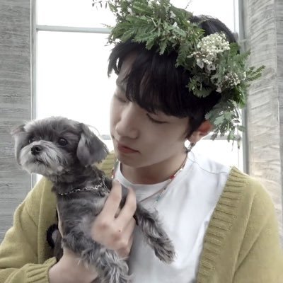 he/him 19 Finding Moots, if you’re bored and need someone to talk to feel free to message me