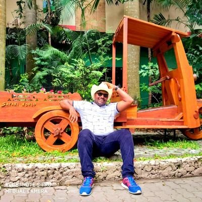 v_velagaleti's profile picture. 