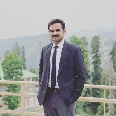 HAIDARZIA2's profile picture. interested in law, geopolitics and strategies
# Fortis Fortuna adiuvat