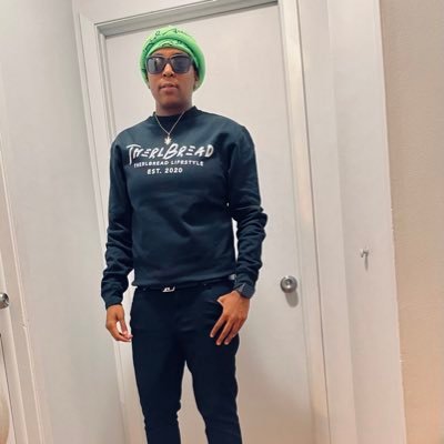 Most of these niggas are fans to me 🤧 #RIPKeyana💜♏️ Deuce 🐩💙💛