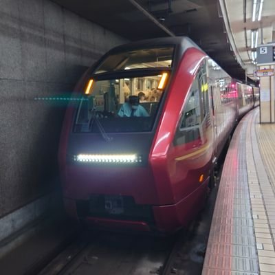 自分に無理せずゆったりのんびり楽しもう。
趣味は乗り鉄、神社仏閣巡り。
好きな場所は高野山、天川村、熱海。