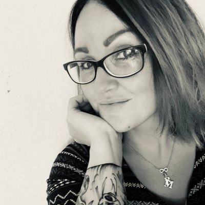 Theresia3813's profile picture. 