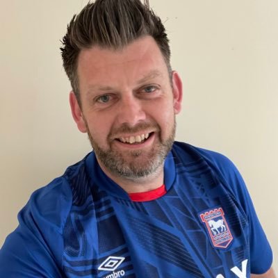 #ITFC fan. Member of the KOA,northern battalion, friend of the show, and Fan Social posse! Sunderland born, live in Doncaster but have an Ipswich heart! 💙COYB!