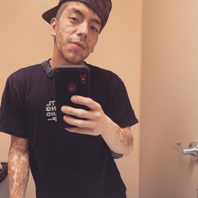 LeslieJCrane's profile picture. Never half ass two things, whole ass one thing 🔥🔥🔥