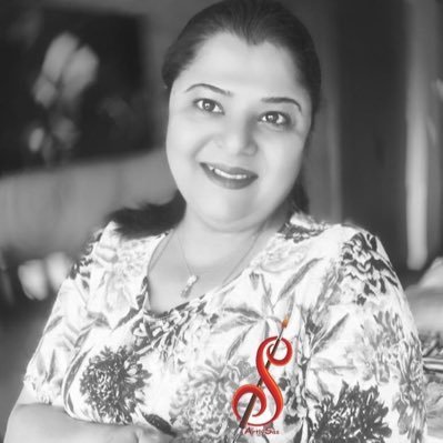 ArtlySas (Saswati Chakraborty)さんのプロフィール画像