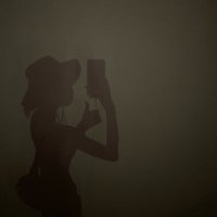27 (@__me_me_she___) 's Twitter Profile