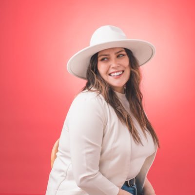 Storyteller, brand strategist, experience creator, funny girl extraordinaire, wannabe gin connoisseur, closeted nerd, feminist, dog mom.
