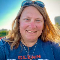 AngCash (@lacash) 's Twitter Profile