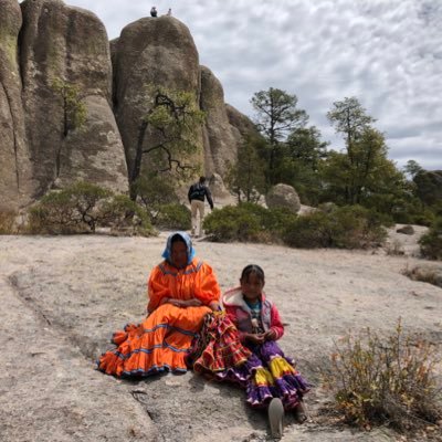 Serenidad. Apoyo a grupos vulnerables. indigenista. vida al aire libre y aspiracionista.