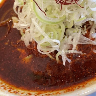 和歌山県在住🏡独身×1🙍‍♂️会社員💨30ちょい😶辛いもの好き🔥ラーメン🍜麻婆豆腐🌶わさび🫑カレー🍛カラシ🔥レッドホットチキン🐔お好み焼き🔥辛いものが得意って訳ではないので胃や腸と戦う日々も😭それでも激辛の中の旨味にハマってしまい食べ続けています😂興味や共感を頂けると幸いです☺️