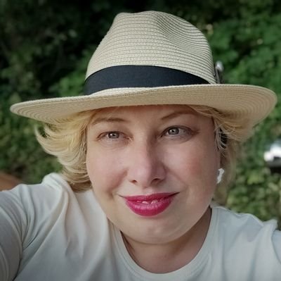 StephKotalla's profile picture. Rat der Stadt Bochum Bündnis 90/DIE GRÜNEN, ADFC, Dipl.-Ing.(FH) Landschaftsarchitektur + Umweltplanung, Feministin, Blog + Insta: #MissKittenheel. sie/she.