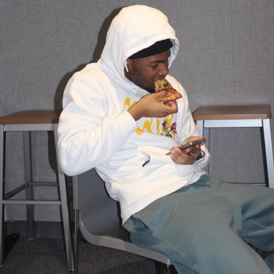 BRiicchh's profile picture. 