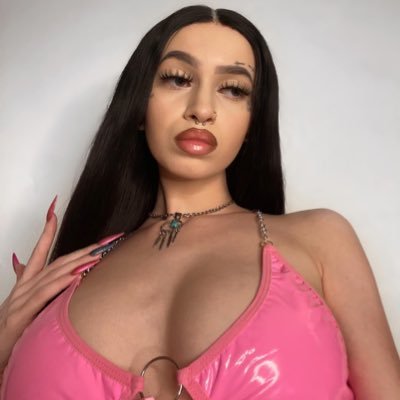 AriaNastieXXX's profile picture. 18+🪶 Fat Pierced P$$y ✧ @NASTIEXXX ✧ $25 DM ✧ Evil & Spoiled